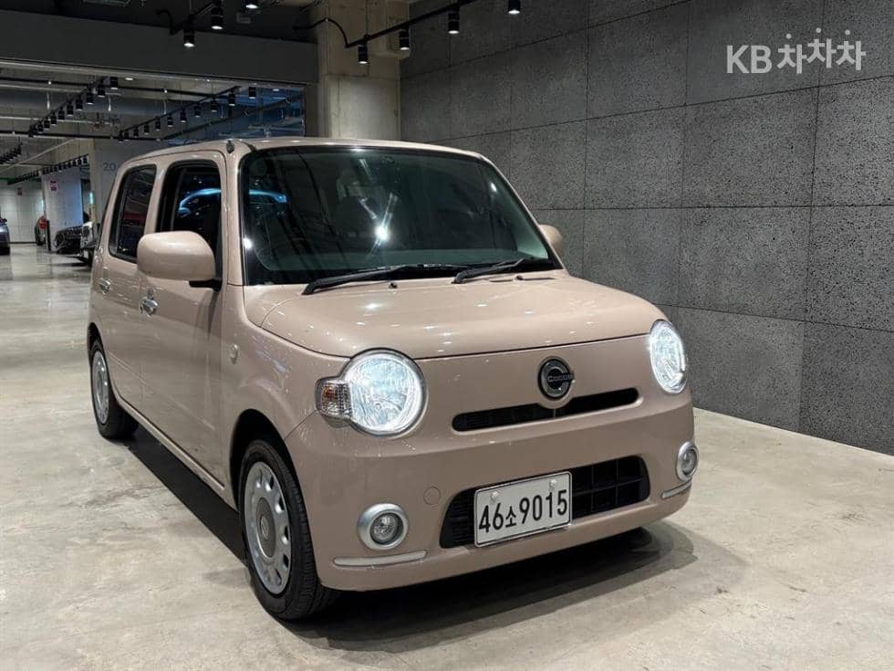 2011 · 다이하쓰 · 미라코코아 · 빨강색 · 87,030 km